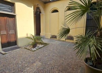 cortile - Appartamento via Leonardo Bottallo, 2, San Damiano d'Asti - foto 3