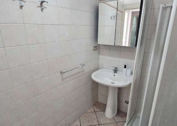 bagno - Appartamento via Leonardo Bottallo, 2, San Damiano d'Asti - foto 20
