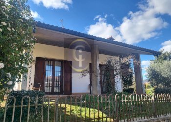 ESTERNO - Villa Unifamiliare Prevalle - foto 1