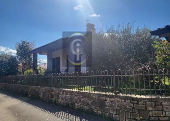 ESTERNO - Villa Unifamiliare Prevalle - foto 2