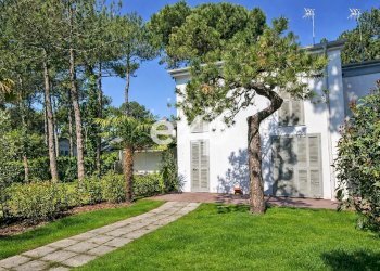 Villa Viale delle Terme, frazione Lignano Pineta, Lignano Sabbiadoro - foto 1