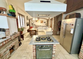 Cucina - Villa Strada Comunale dei Bordoni, 24, Castello di Annone - foto 12