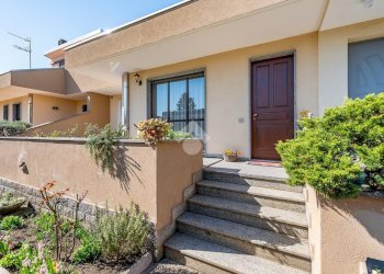 Villa a Schiera Via Don Luigi Repetti, Rescaldina - foto 1