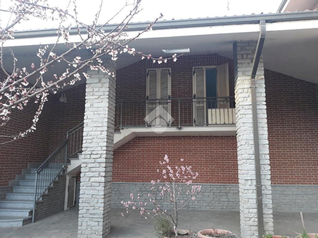 Four-room apartment Via casot, Vigone - photo 1