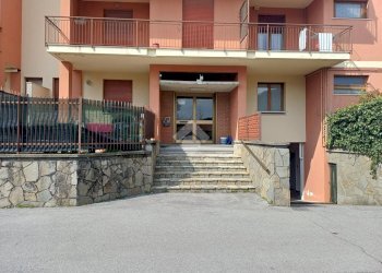 Apartment Piazza eugenio marchese, Busalla - photo 2