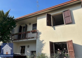 Casa indipendente Russi - foto 1