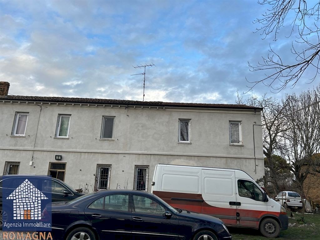 Casa indipendente Ravenna (zona Santerno) - foto 2