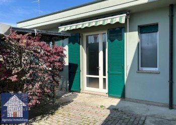 Casa indipendente via Manzoni, Russi - foto 1