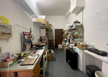 Negozio Viale Publio Virgilio Marone, Ravenna - foto 6