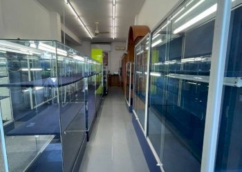 Negozio Viale Publio Virgilio Marone, Ravenna - foto 12