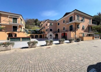 Trilocale Via Provinciale per Novano, Casarza Ligure - foto 1
