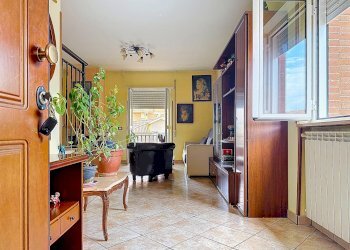 Foto 2 - Quadrilocale Via dello Stadio
 
38, Monterotondo - foto 2