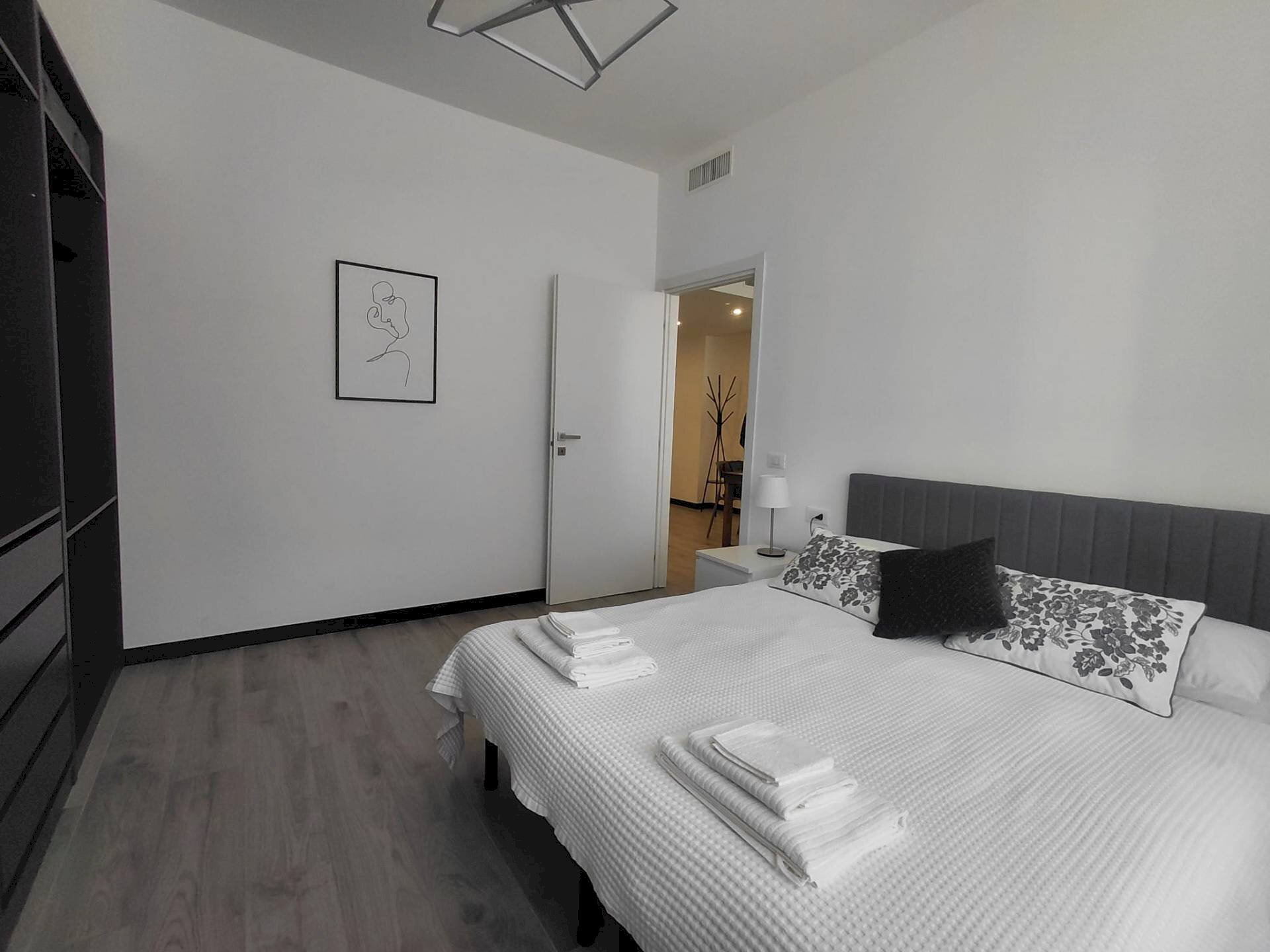 Foto 2 - Bilocale Via Antonio Cantore
 
8H, Genova - foto 2