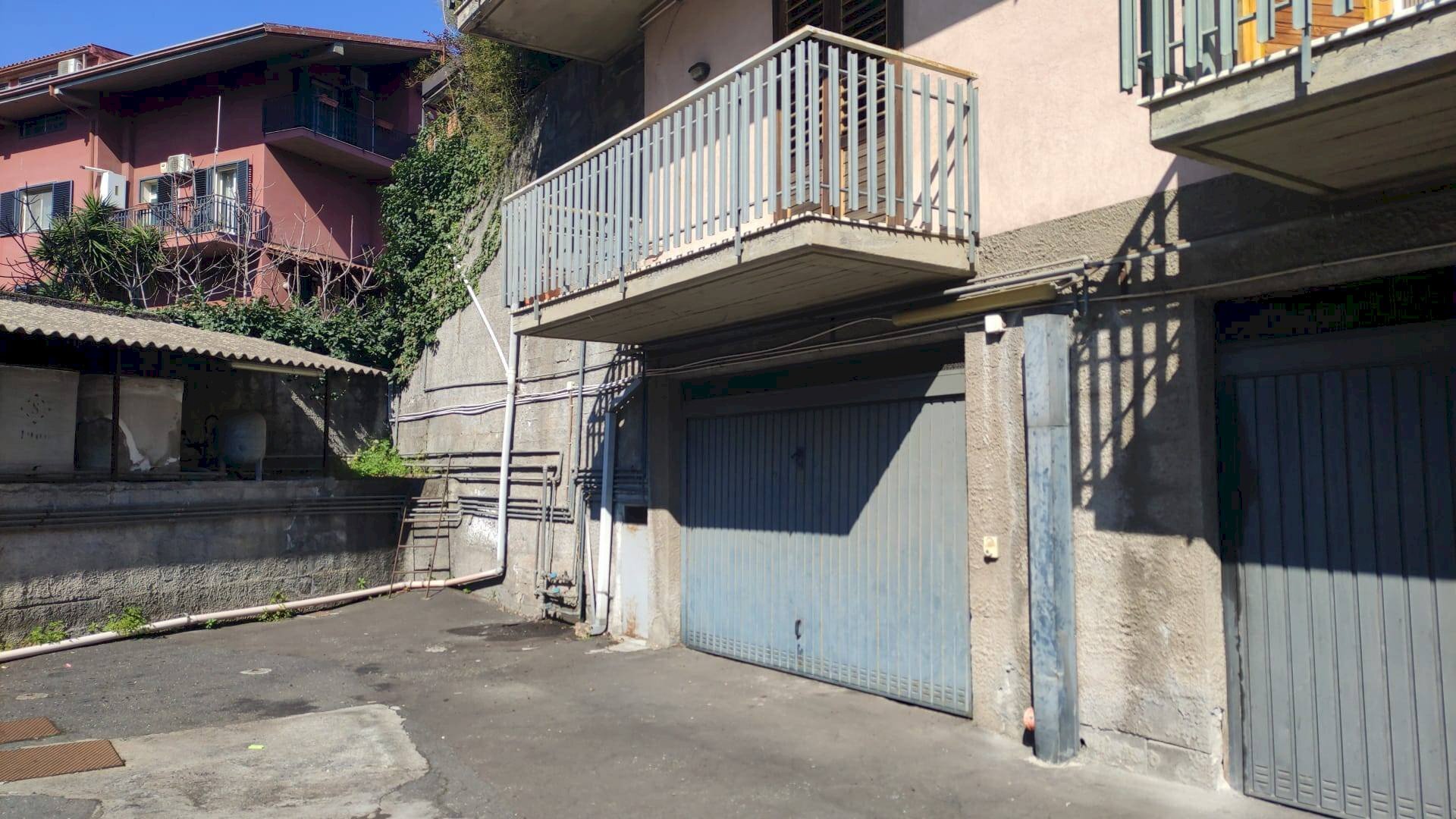 Foto 1 - Box Via Kennedy
 
51, Sant'Agata Li Battiati - foto 1