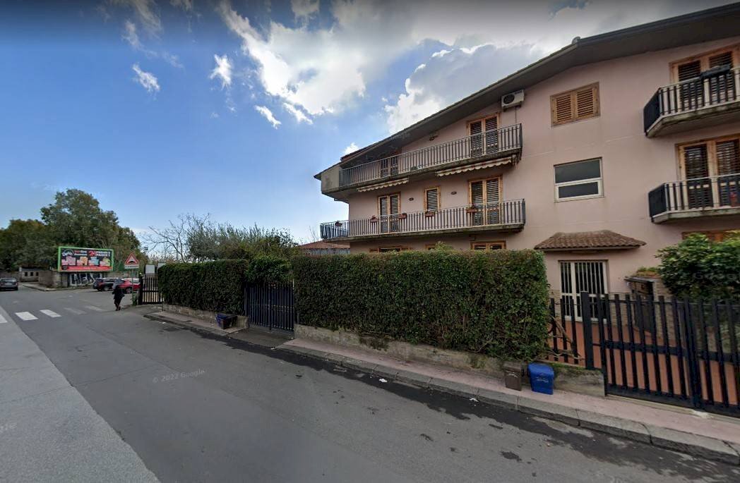 Foto 3 - Box Via Kennedy
 
51, Sant'Agata Li Battiati - foto 2