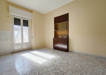 Foto 5 - Stabile - Palazzo Via Etnea
 
79, Milo - foto 5