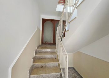 Foto 23 - Stabile - Palazzo Via Etnea
 
79, Milo - foto 23