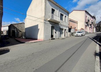 Foto 24 - Stabile - Palazzo Via Etnea
 
79, Milo - foto 24