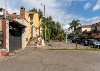 Foto 5 - Independent house via garibaldi
 
331, Viagrande - photo 5