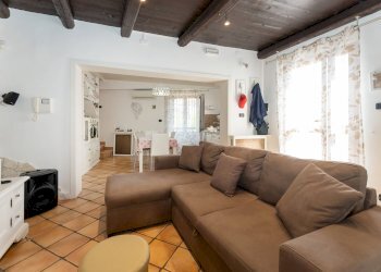 Foto 19 - Independent house via garibaldi
 
331, Viagrande - photo 19