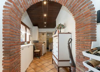 Foto 24 - Independent house via garibaldi
 
331, Viagrande - photo 24