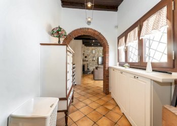 Foto 25 - Independent house via garibaldi
 
331, Viagrande - photo 25