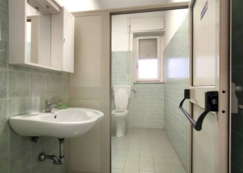 Foto 6 - Office Via Ingegnere
 
35, Catania - photo 6