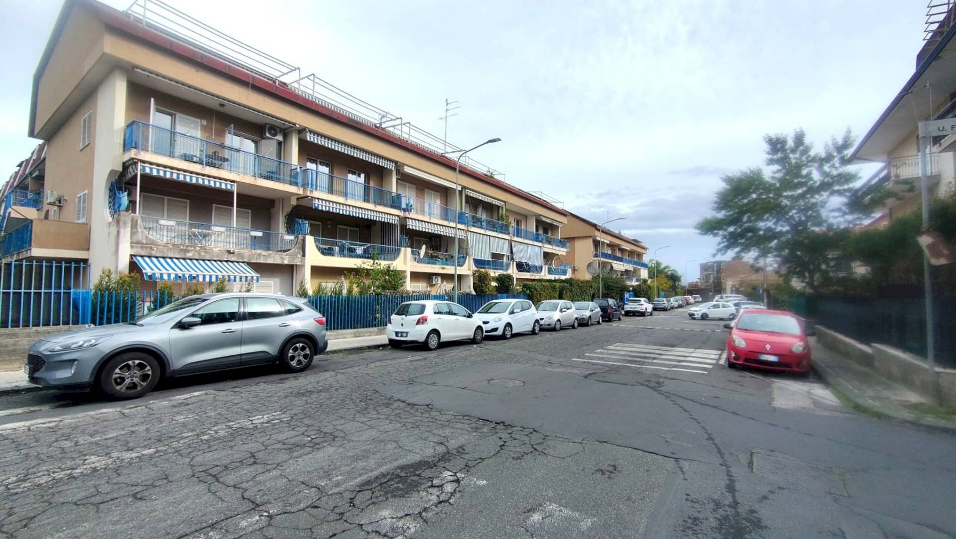 Foto 1 - Appartamento via Giacomo Leopardi
 
1, Sant'Agata Li Battiati - foto 1