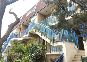 Foto 3 - Appartamento via Giacomo Leopardi
 
1, Sant'Agata Li Battiati - foto 3