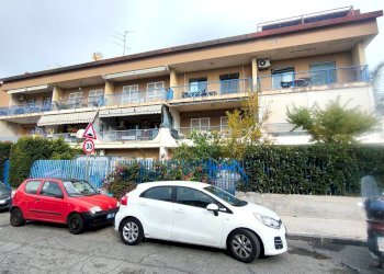 Foto 5 - Appartamento via Giacomo Leopardi
 
1, Sant'Agata Li Battiati - foto 5