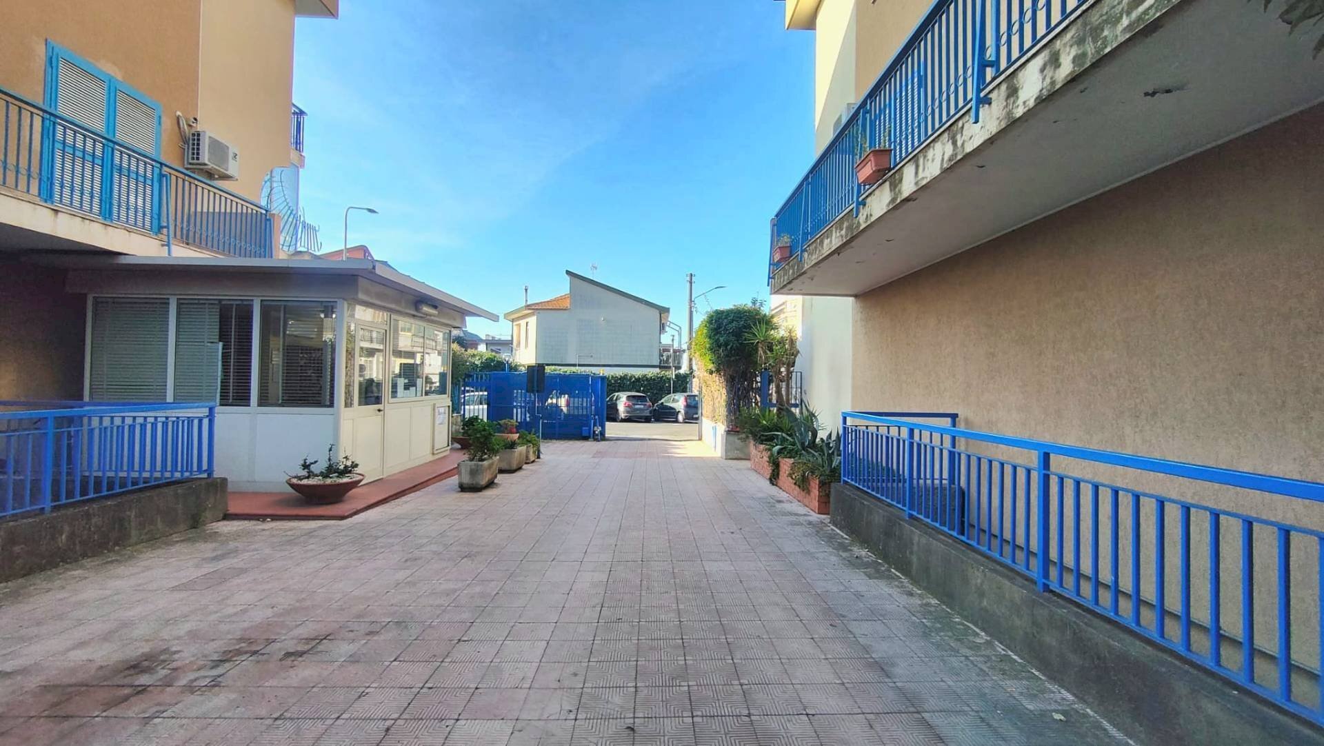 Foto 2 - Box via Leopardi
 
1, Sant'Agata Li Battiati - foto 2