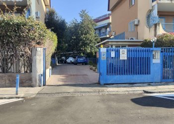 Foto 1 - Box via Leopardi
 
1, Sant'Agata Li Battiati - foto 1