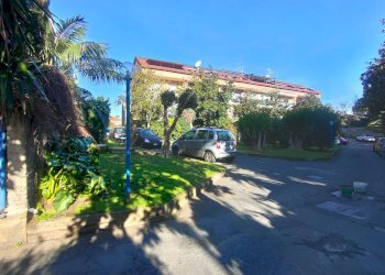 Foto 4 - Box via Leopardi
 
1, Sant'Agata Li Battiati - foto 4