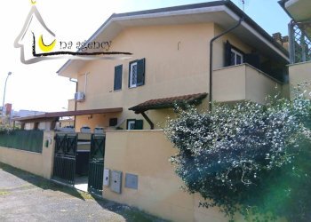 Casa indipendente Via Rubicone 17, 04016 San Donato LT, Bologna (zona San Donato) - foto 1