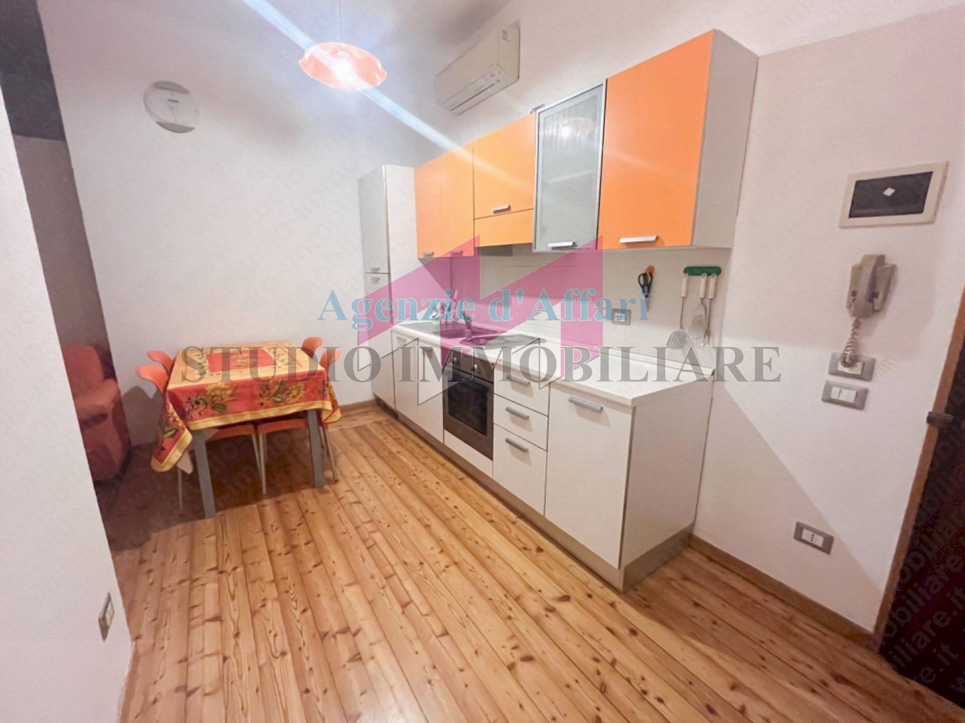 Foto 1 - Appartamento Via Sant'Anna
 
1/3, Castelmassa - foto 1