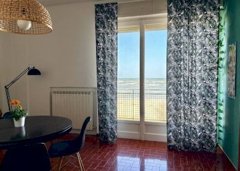 Foto 1 - Quadrilocale Lungomare Italia
 
50, Senigallia - foto 1