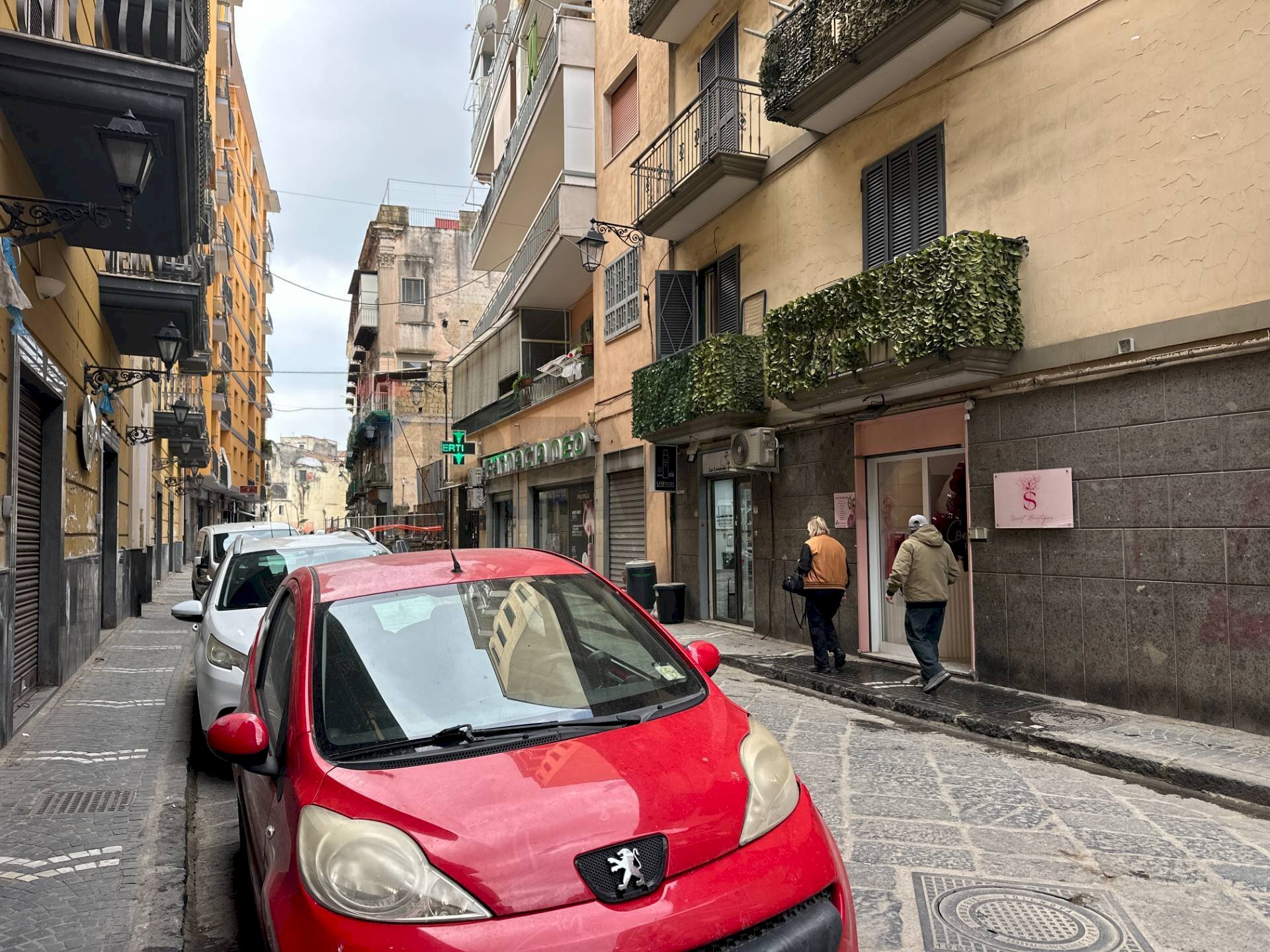 Edificio all\'aperto - Commercial Premises corso Umberto I
 
28, Casoria - photo 3