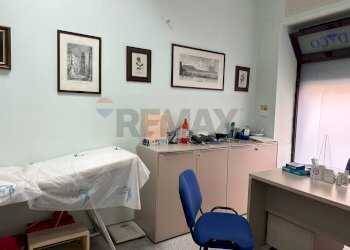 Camera / camera da letto - Commercial Premises corso Umberto I
 
28, Casoria - photo 5