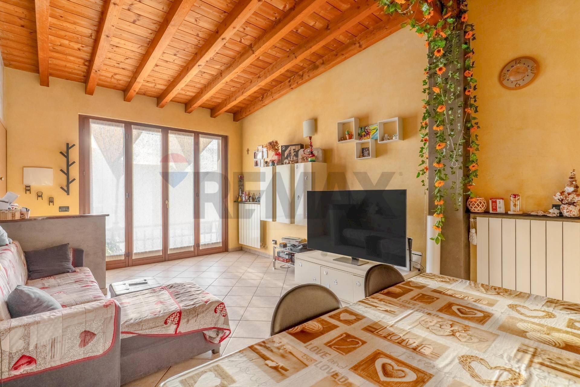 Sala da pranzo - Two-room apartment via Carabelli
 
22, Lainate - photo 2