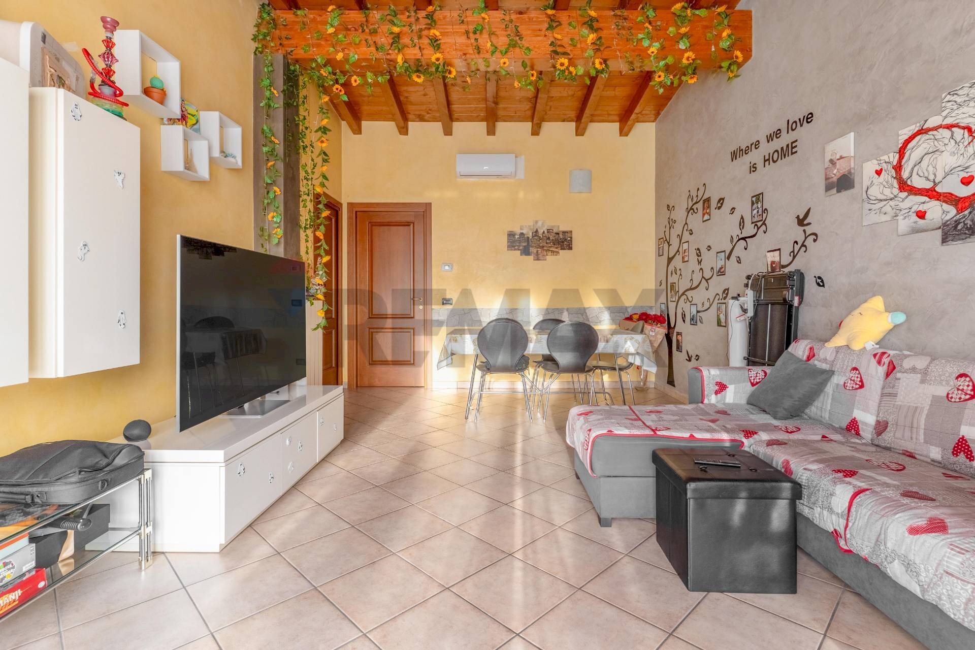 Sala da pranzo - Two-room apartment via Carabelli
 
22, Lainate - photo 3