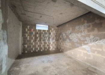 Stanza vuota - Four-room apartment Via Ezio Vanoni
 
40, Triggiano - photo 3