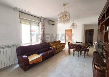 Sala da pranzo - Four-room apartment Via Ezio Vanoni
 
40, Triggiano - photo 25