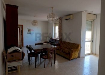 Sala da pranzo - Four-room apartment Via Ezio Vanoni
 
40, Triggiano - photo 31