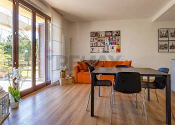 Sala da pranzo - Two-room apartment Via Rossotti
 
11, Taino - photo 2