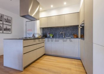 Cucina - Two-room apartment Via Rossotti
 
11, Taino - photo 7