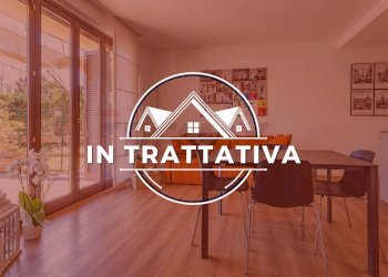 Foto 1 - Bilocale Via Rossotti
 
11, Taino - foto 1