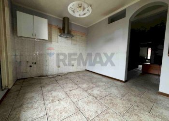 Stanza vuota - Two-room apartment VIA A. BROGGI
 
5, Cantello - photo 4