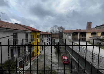 Balcone - Two-room apartment VIA A. BROGGI
 
5, Cantello - photo 16