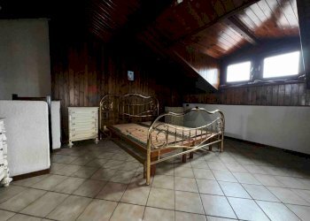 Camera / camera da letto - Two-room apartment VIA A. BROGGI
 
5, Cantello - photo 18