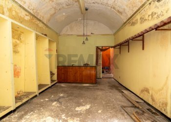 Stanza vuota - One-room apartment Via Conte Alaimo
 
96, Lentini - photo 1